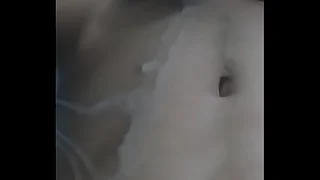 Punheta com leitada farta